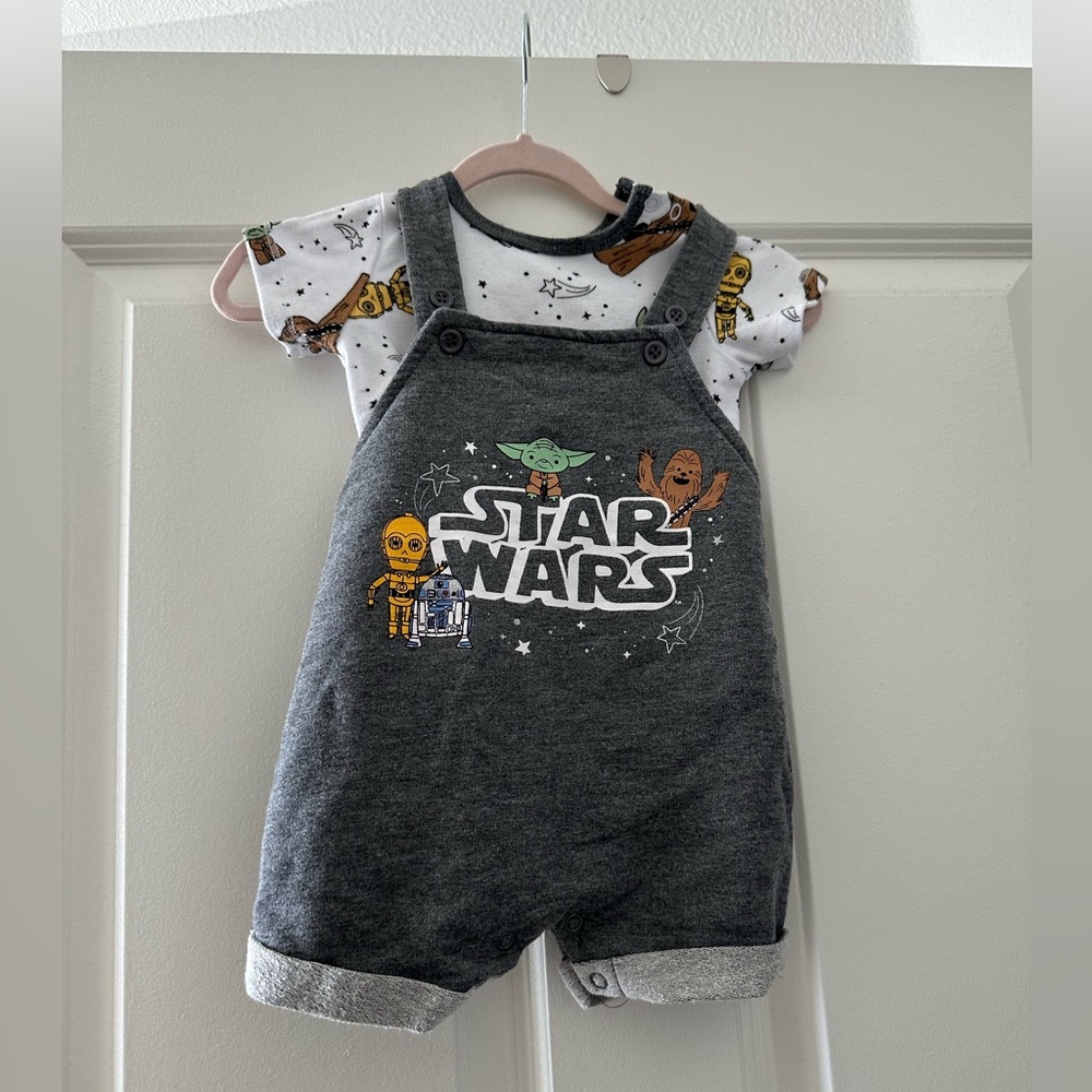 Star Wars baby jumper suit